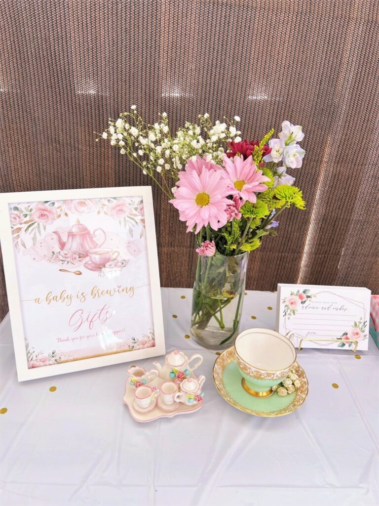 Photo of Teacups Baby Shower Table Decor