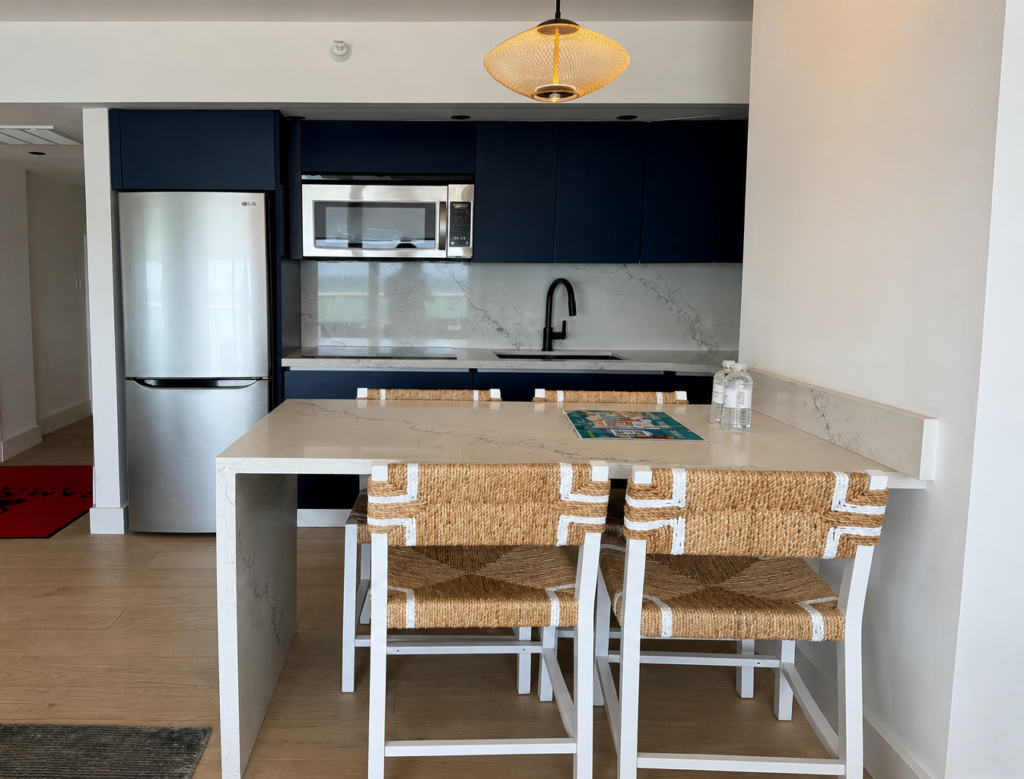 Ramada Plaza Marco Polo Beach Resort interior 2